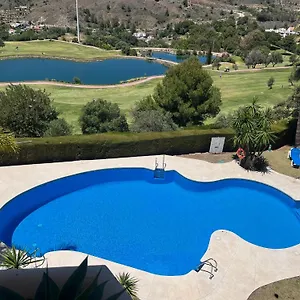 https://alhaurin-golf-premium-views.es-andalucia.com