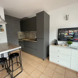 https://apartamento-casa-teva-wifi-parquing-free-terraza.andorra-la-vella-hotels.net
